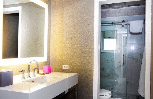 Kalorama Heights Hôtel | Stay in Our Hotel with Stunning Views & Original Fireplaces, Near Museums