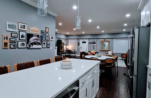 South Shore Maison | Stay Inn South Shore- Pool Table, Arcade, Sleeps 10, Pet Friendly