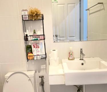 Sila Maison | Stay like a local in Modern Townhome