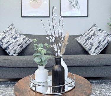 Arnos Grove Appartement | Stay London - Sleeps 5 with Free Parking - Tourist, Concerts & Matches