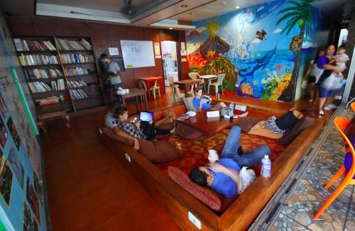 Ermita Night District Maison | Stay Malate (Wanderers Guest House)