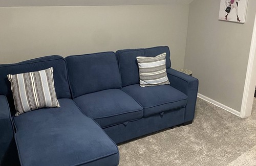 Washington Heights Appartement | Stay near family or close to downtown, this loft in Beverly has it all!