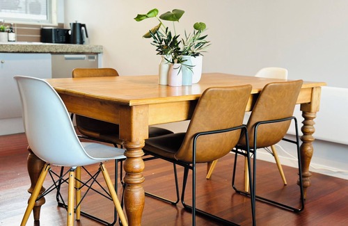Petone Appartement | Stay on Jackson - quiet retreat in the centre on Petone