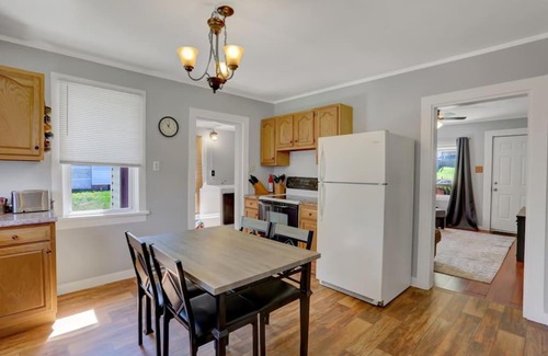 Duncannon Maison | Stay On State - 15 Min to Harrisburg, 30 Min to Carlisle 2BR tastefully decorated