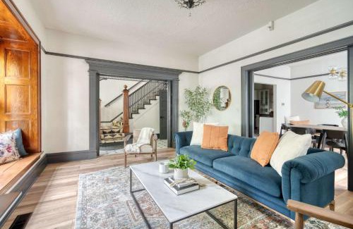 Nob Hill Maison | Stay Portland - Luxury Living on NW 23rd Ave, Walk Score 99