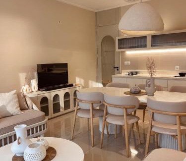 Pantai Indah Kapuk Maison | Stay Raum