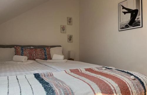 Bad Pyrmont Appartement | STAY Suite Villa Mercedes 4 Personen Parkplatz Zentrum
