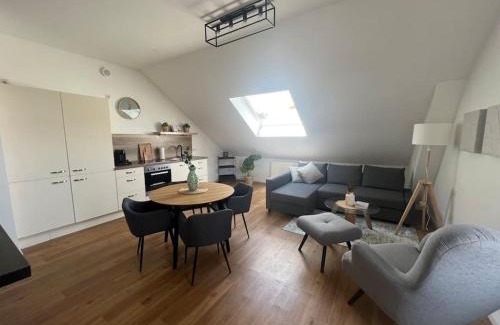 Bad Pyrmont Appartement | STAY Suite Villa Mercedes 4 Personen Parkplatz Zentrum