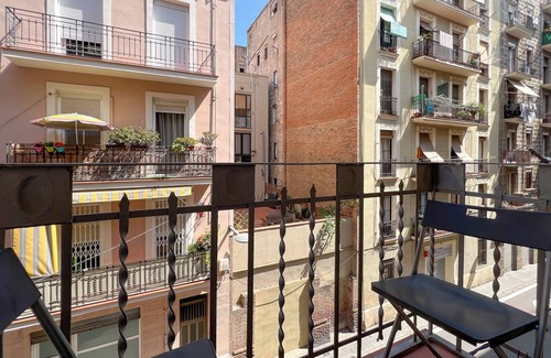 Sants-Badal Appartement | Authentic and cute apartment near camp Nou