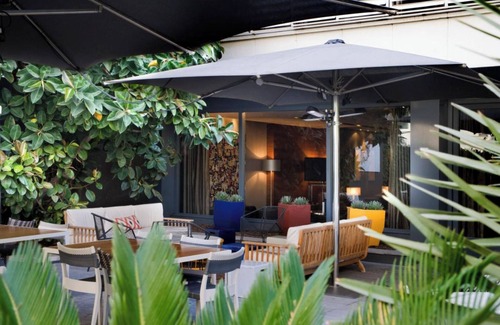 Les Corts Appartement | Stay U-nique Apartments Beltrán i Rózpide