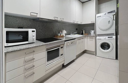 Sarria-Sant Gervasi Appartement | Luminous Apt | Stay Unique Apartments Diagonal III