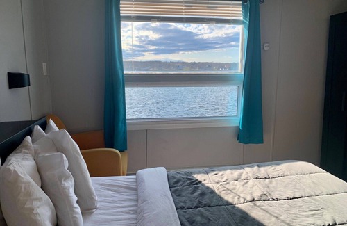 Sydney Hôtel | STAY WITH US IN COMFORT @Harbourviewinn located in the heart Sydney Nova scotia