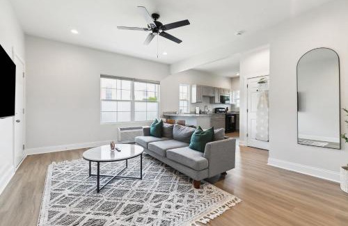 Baton Rouge Appartement | StayAE Downtown - 1BR Apartment, Second Floor
