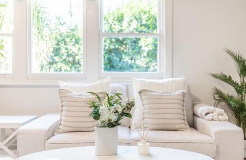 Mount Colah Maison | StayAU 4BRM Charming Modern Home in Mt Colah