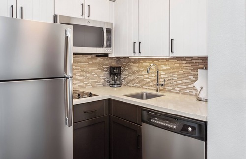 Newtonville Hôtel | Staybridge Suites Albany Wolf Rd-Colonie Center by IHG