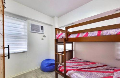 Las Pinas Appartement | Staycation in Somerset for 6 - Near Alabang