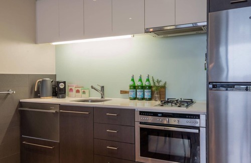 Brunswick Appartement | StayCentral - Brunswick Loft - Michael Street, Brunswick - 1 Bedroom, 1 Bed, 1.5 bathroom, 1 Parking, Pet Friendly