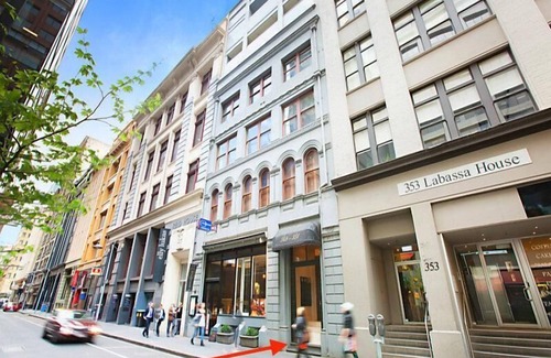 Melbourne Central Business District Appartement | StayCentral - Heritage Warehouse Retreat Melbourne CBD - - 2 Bedrooms, 2 Beds, 2 Bathrooms, Parking available nearby for a small fee for stays 10 nights or more.