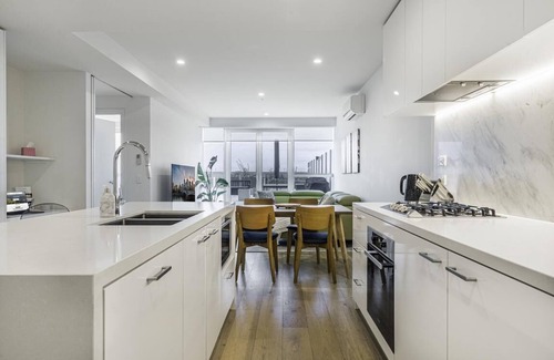 North Melbourne Appartement | StayCentral - The Arden - Macaulay Rd, North Melbourne - 2 Bedrooms, 2 Beds, 2 Bathrooms, 1 Secure undercover parking.