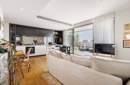 Collingwood Appartement | StayCentral - The Stanley@Collingwood - Smith St, Collingwood - 2 Bedrooms, 2 Beds, 1 Bathroom1, 1 secure undercover parking spot.