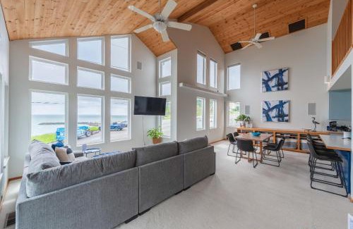 Port Orford Maison | #StayinMyDistrict Ocean Overlook