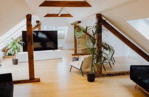 Suedstadt Appartement | Staylight Penthouse in der Südstadt - Luxus Suite