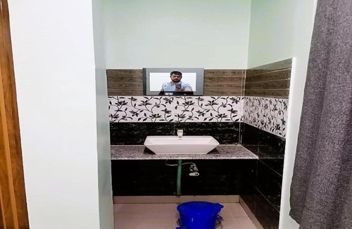 Bolpur Hôtel | STAYMAKER Aurovil Hotel and Restaurant