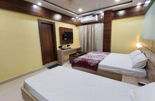 Deoghar Hôtel | STAYMAKER Hotel Bhagwan - Only Indian Citizens Allowed