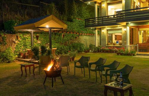 Kasauli Villa | StayVista at Floradale W Jacuzzi & Wood-Fire Pizza
