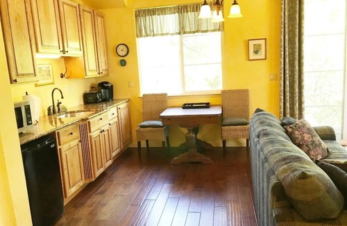Santa Rosa Cottage | La casita de Carla à la vigne