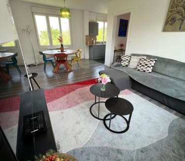 Valenciennes Appartement | « stef one « centre ville 2 chambres 3 voyageurs