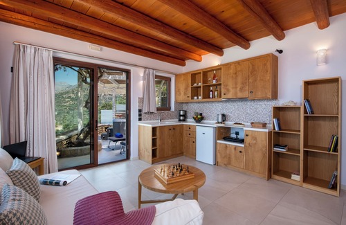 Mirthios Appartement | Stefanos Village