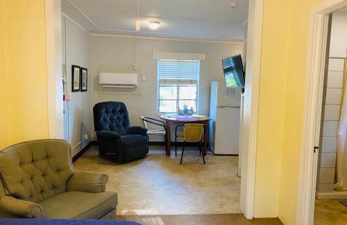 Satsuma Autre | Stegbone's Fish Camp and Resort