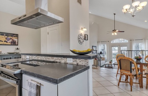 Lake Austin Village Maison | Steiner Ranch Area near Lake Austin