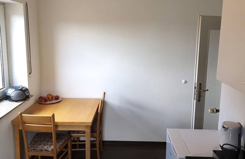 Detmold Appartement | Stellar Apartment in Detmold with Garden