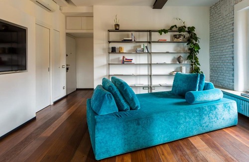 Milan Centre Appartement | Stellar Design 2BR Loft next to Navigli & Duomo