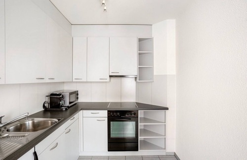 Matthaus Appartement | Stellar Matthäus 1BR w/ Laundry, 13 min to City Center, by Blueground