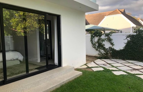 Die Boord Appartement | Stellenbosch - Winelands Living Solar