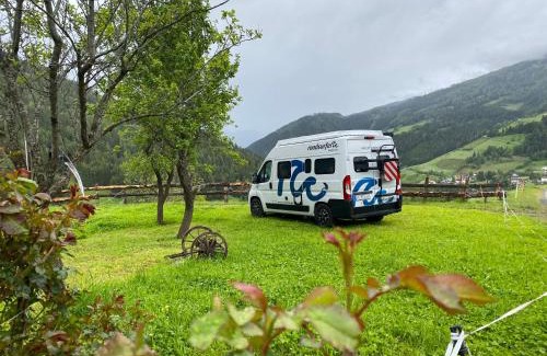 Rennweg am Katschberg Autre | Stellplatz mit Aussicht auf Bergbauernhof