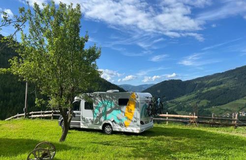 Rennweg am Katschberg Autre | Stellplatz mit Aussicht auf Bergbauernhof