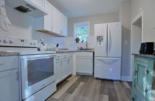Hagerstown Maison | Step in the 90's in Historic Downtown Hagerstown