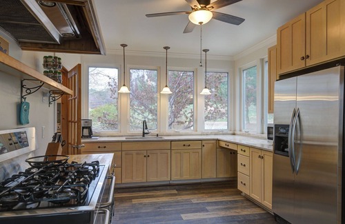 Palmer Lake Maison | Step inside our carefully crafted Oasis