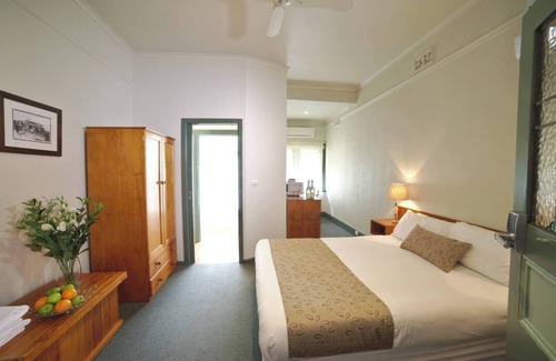 Soldiers Hill Appartement | This apartment is a 0 bedroom(s), 1 bathrooms, located in Soldiers Hill, VIC.