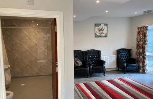 South Hornchurch Maison | Step4 Home