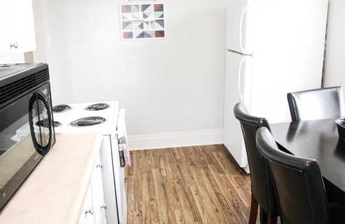 Bloomfield Appartement | Steps Away From Hospital - 2 Queen Bed - City View