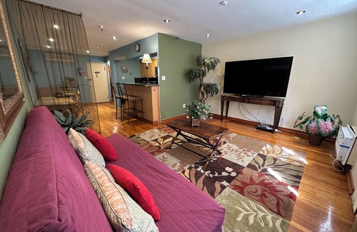 Turtle Bay Maison | STEPS FROM ROCKEFELLER CENTER, TIMES SQ., UNITED NATIONS, SHOPPING AND SUBWAY