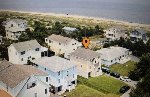 Broadkill Beach Maison | Steps From The Beach and Minutes to The Boards - Now Includes Linens