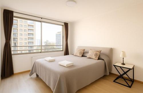 La Florida Appartement | Steps from the subway and Free Parking
