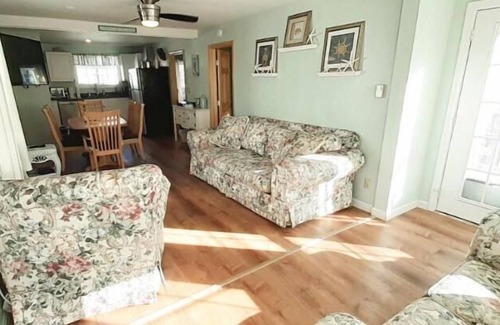 Wells Beach Copropriété | Steps from Wells Beach, Bellevue by the Sea is perfect for your Maine vacation