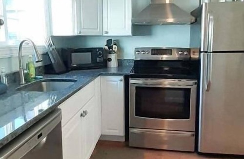 Wells Beach Copropriété | Steps from Wells Beach, Bellevue by the Sea is perfect for your Maine vacation